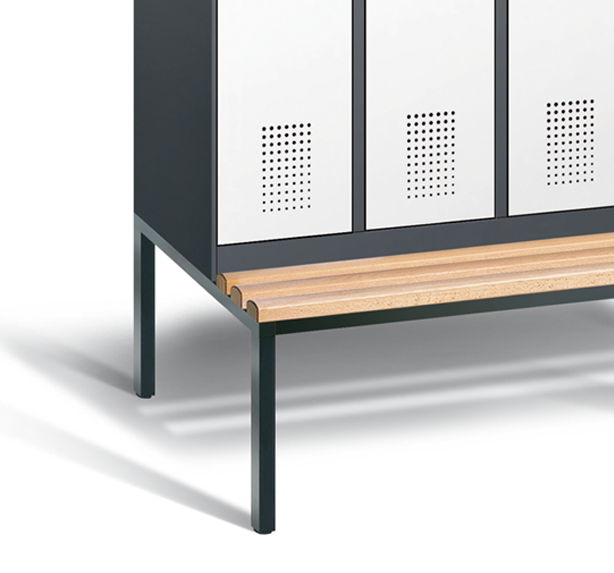 Spind nach Arbeitsstättenrichtlinien S3000 Evolo mit Sitzbankuntergestell - für 1 Person 2x300mm Abteilbreite