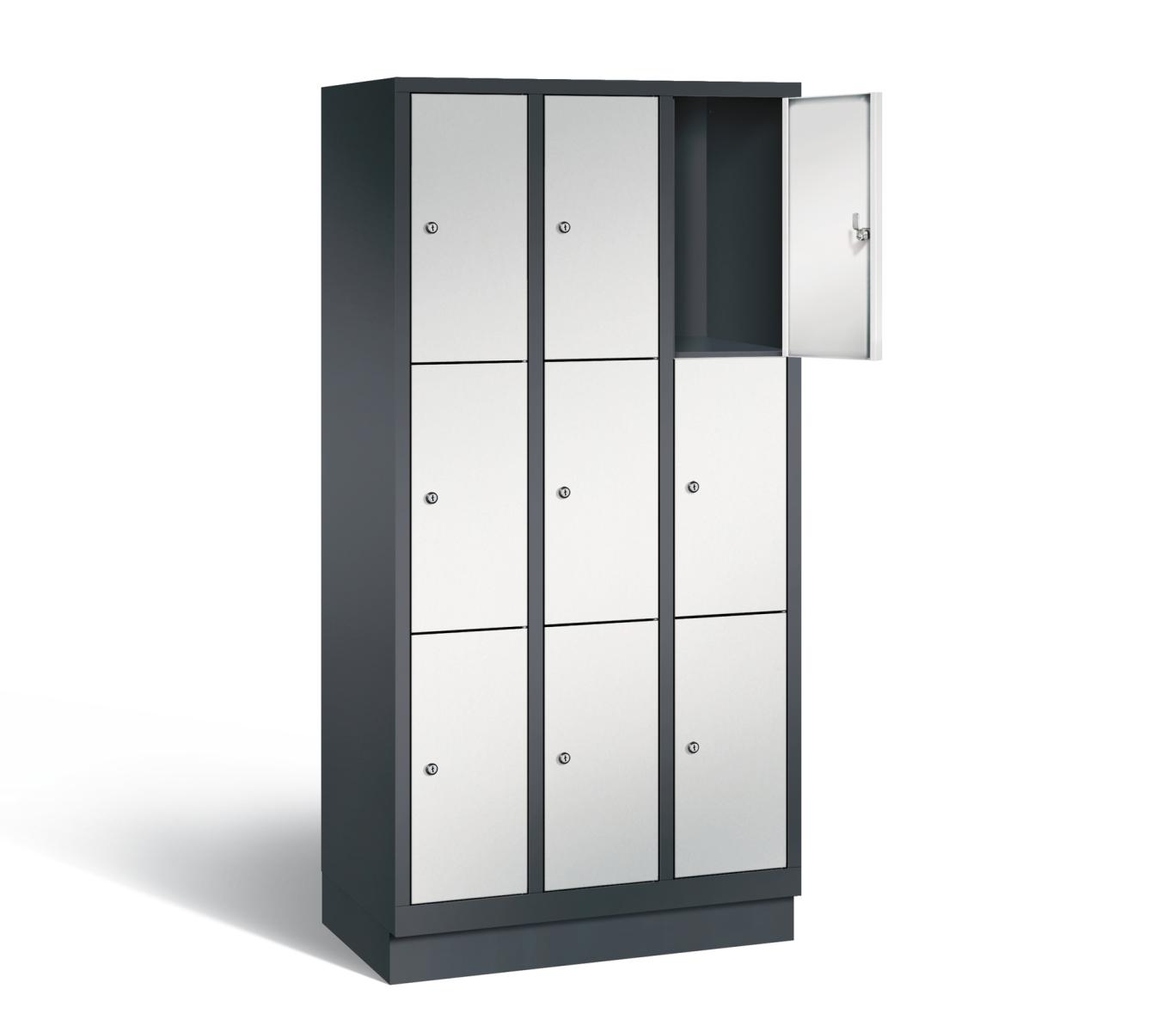 Schließfachschrank S3000 Evolo drei Fächer übereinander - 3 Abteile 300mm Abteilbreite