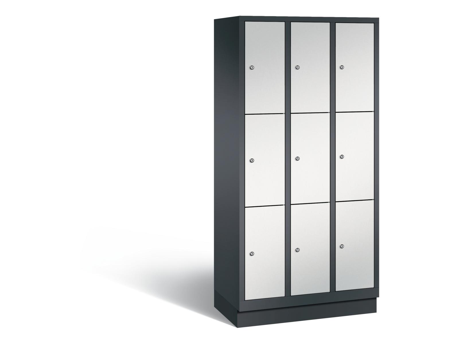 Schließfachschrank S3000 Evolo drei Fächer übereinander - 3 Abteile 300mm Abteilbreite